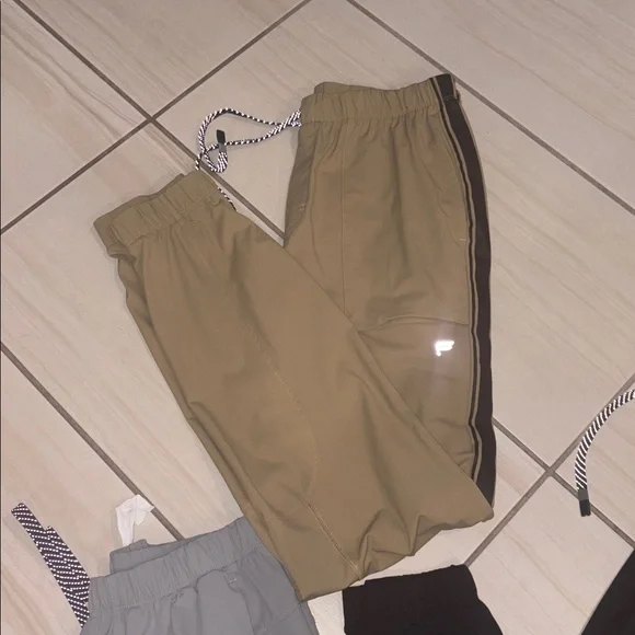 Fabletics 3 pair mens size M jogger pant - Picture 4 of 7